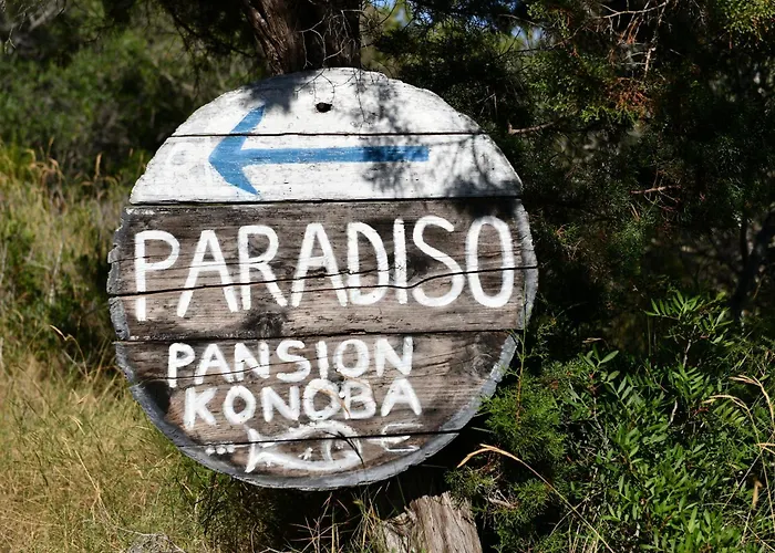 Paradiso - Pakleni Islands Hvar 住宿加早餐酒店 赫瓦尔