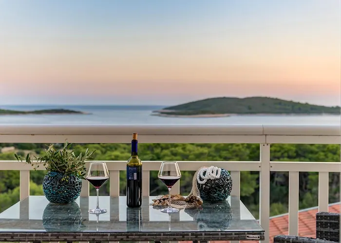 Paradiso - Pakleni Islands Hvar 3*