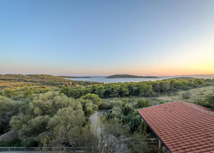 Paradiso - Pakleni Islands Hvar 住宿加早餐酒店 赫瓦尔