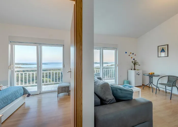 Paradiso - Pakleni Islands Hvar Bed & Breakfast 3*